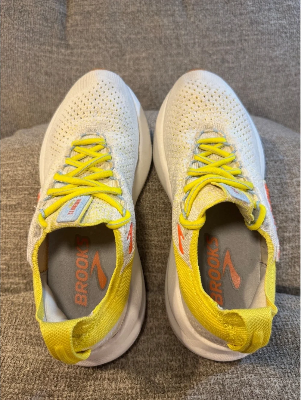 Brooks Glycerin StealthFit 22 White Yellow Orange Women's Running Shoes Size 8